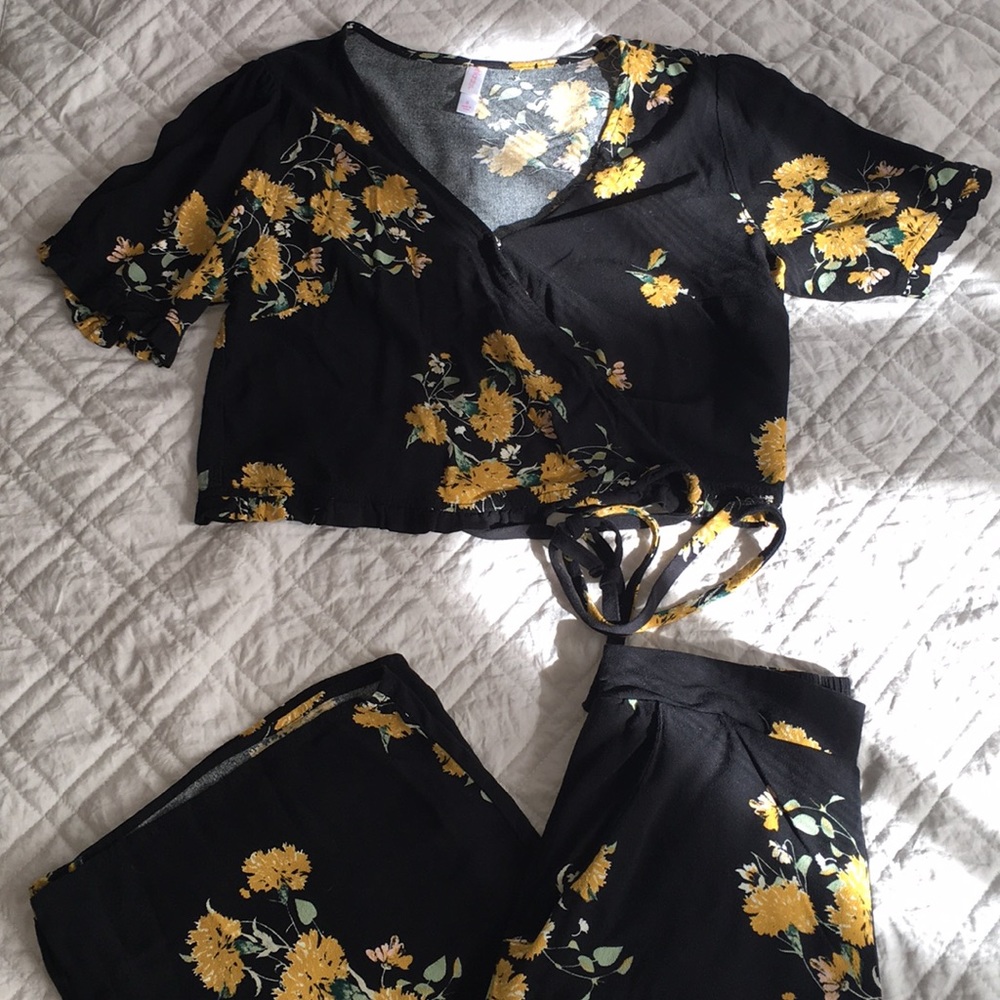 Two piece floral set